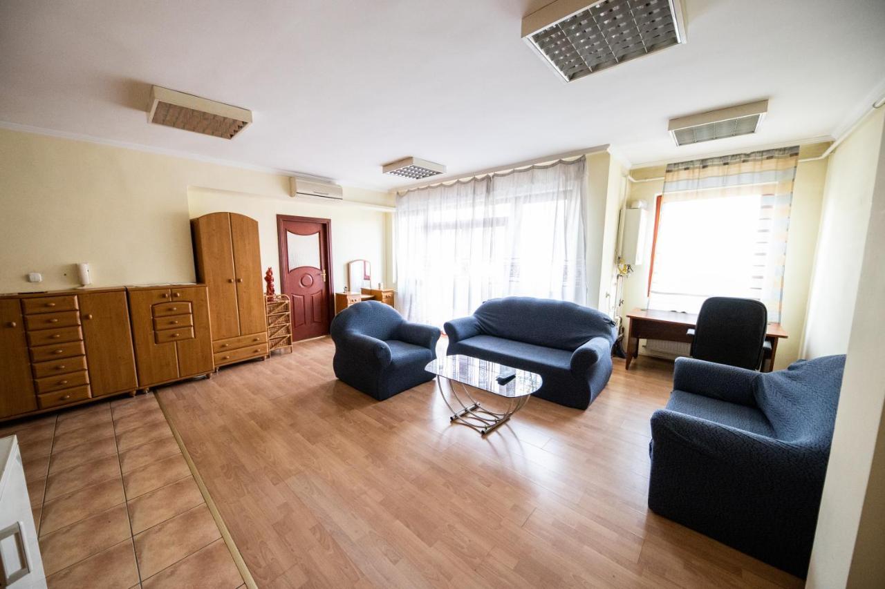 Elit Apartman Apartamento Debrecen Exterior foto
